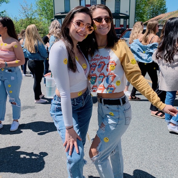 Meet your Posher, Nina - Picture 4 of 4